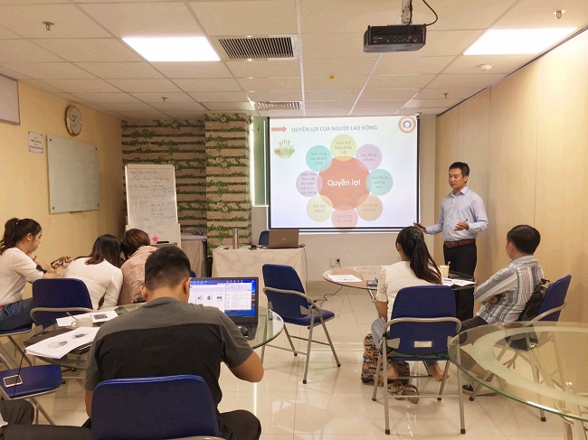 KHÓA HỌC CHUYÊN SÂU CSR