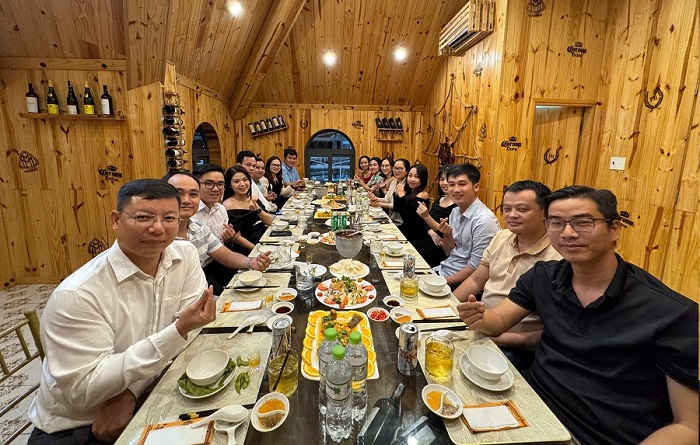 Year End Party 2024 – Dấu ấn một năm thành công của KNA CERT 14 year end parrty 2024 1 333